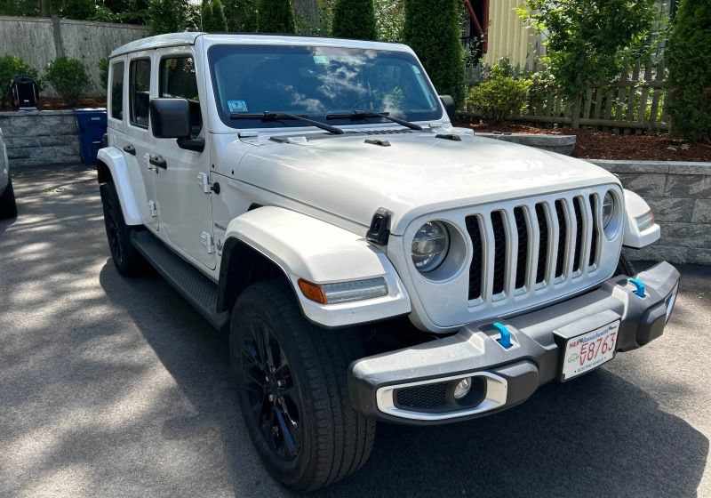 Used 2022 Jeep Wrangler Unlimited Sahara w/ Cold Weather Group