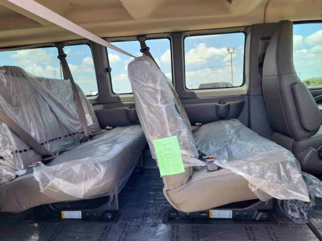 New 2026 Chevrolet Express 3500 LS RWD image 22