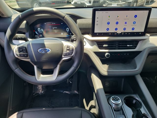 Used 2026 Ford Explorer Active RWD image 4