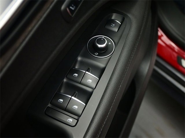 Used 2022 Alfa Romeo Stelvio Ti image 22