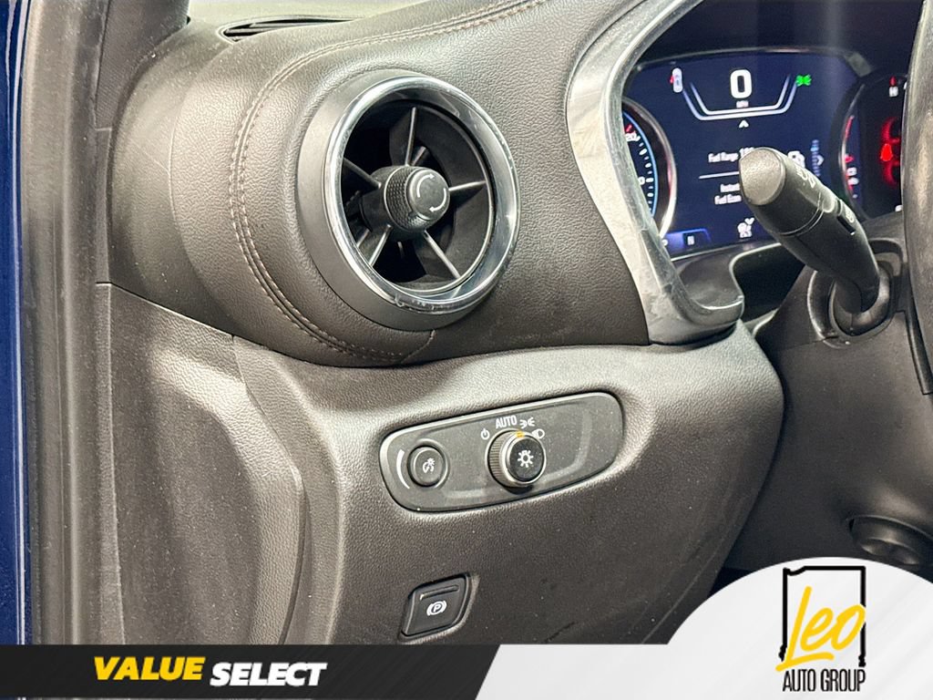 Used 2022 Chevrolet Blazer Premier w/ Enhanced Convenience Package AWD/4WD image 11