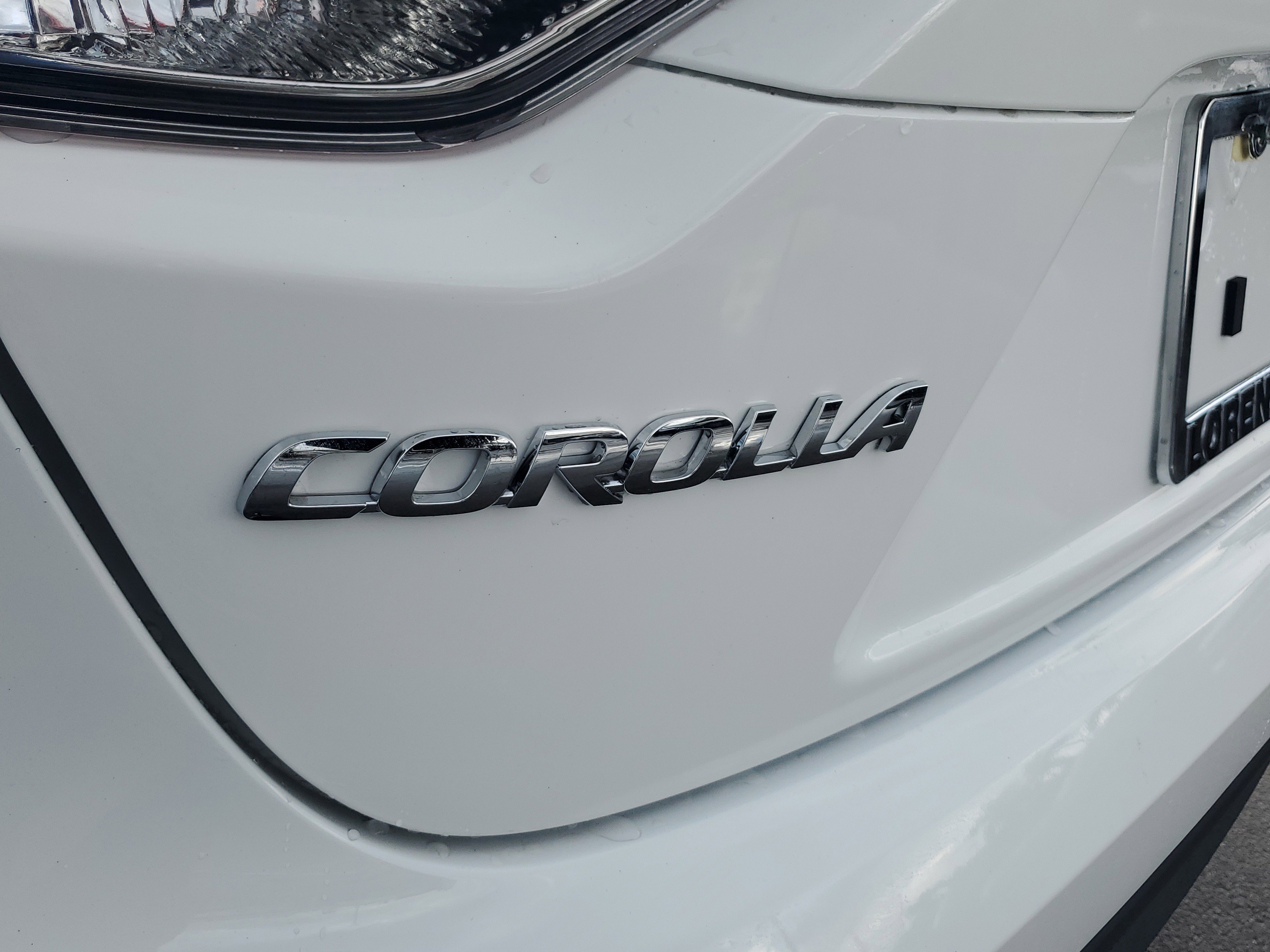 Used 2026 Toyota Corolla LE image 28