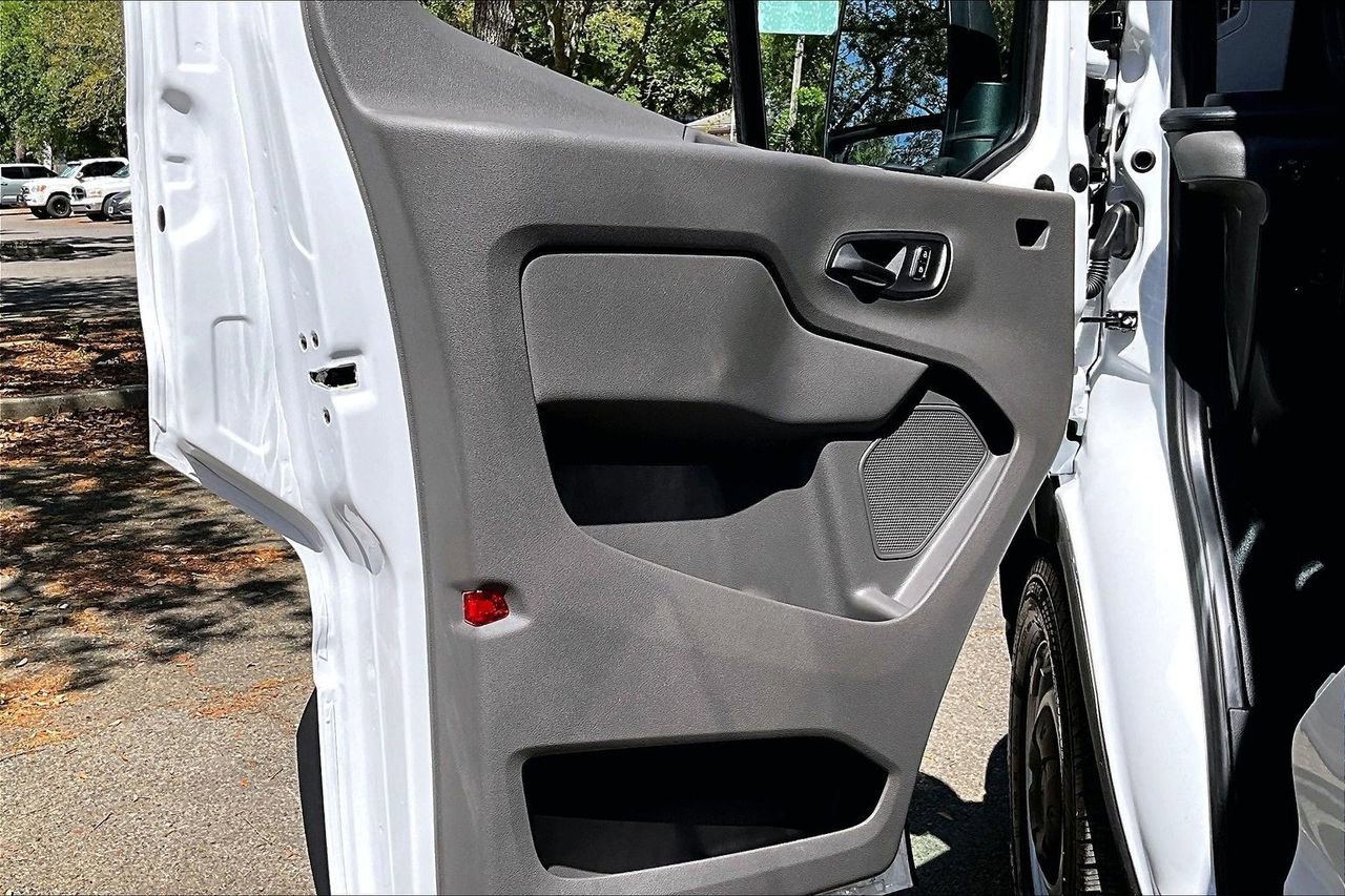 Used 2025 Ford Transit 150 Low Roof w/ Load Area Protection Package image 17