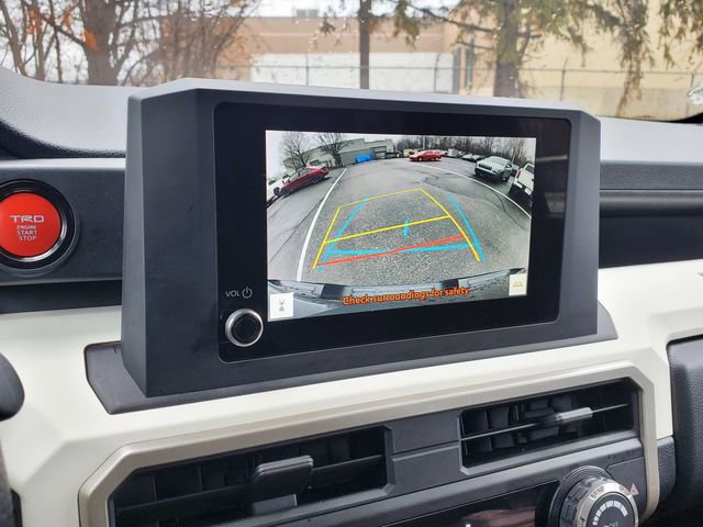 Used 2024 Toyota Tacoma TRD Off-Road image 28