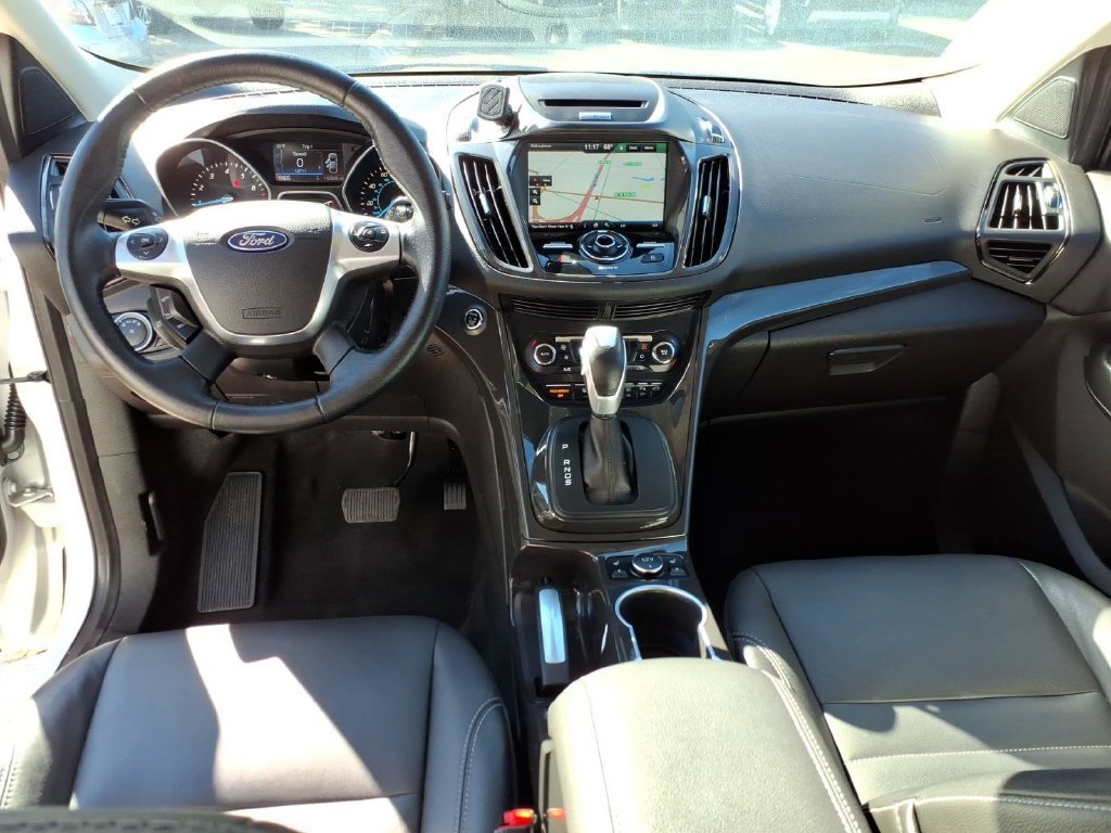 Used 2015 Ford Escape Titanium w/ Equipment Group 301A AWD/4WD image 12