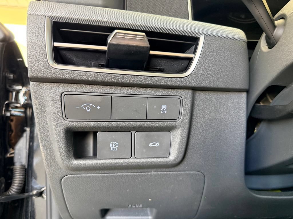 Used 2025 Hyundai Sonata SEL FWD image 18
