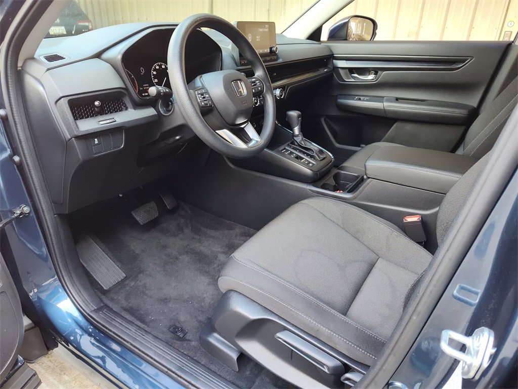 Used 2024 Honda CR-V LX image 2