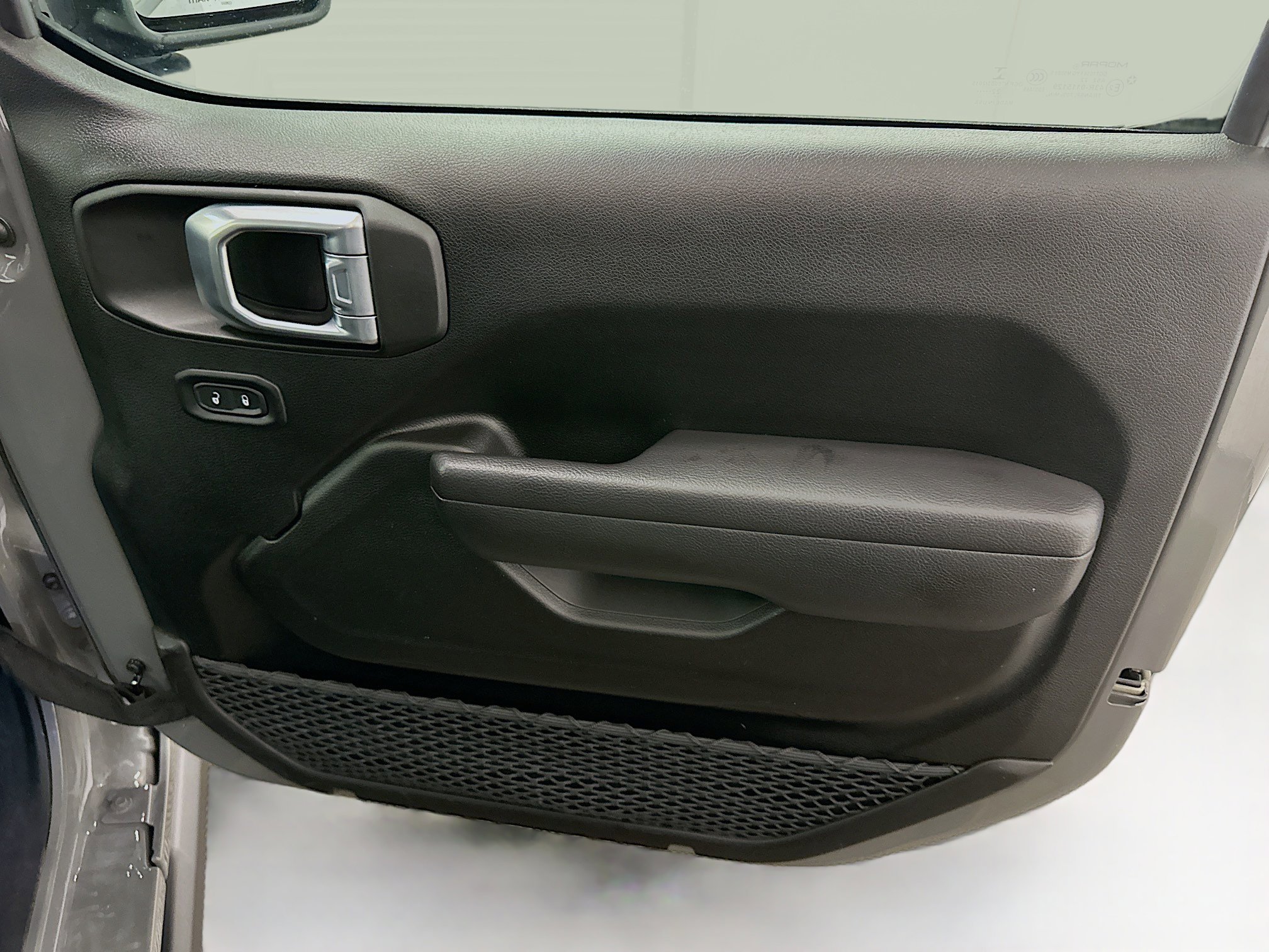 Used 2023 Jeep Wrangler Unlimited Rubicon 4xe w/ Cold Weather Group image 32