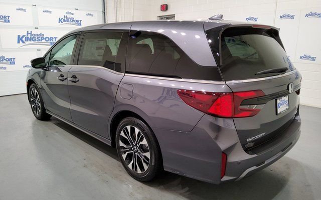 Used 2025 Honda Odyssey Elite image 5