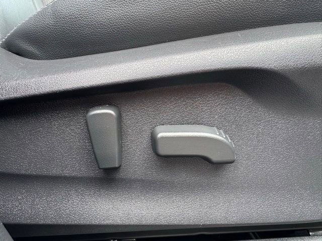 Used 2022 Subaru Ascent Limited w/ Popular Package #2A image 16