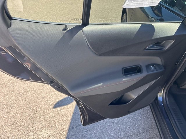 Used 2022 Chevrolet Equinox RS w/ Infotainment Package image 15