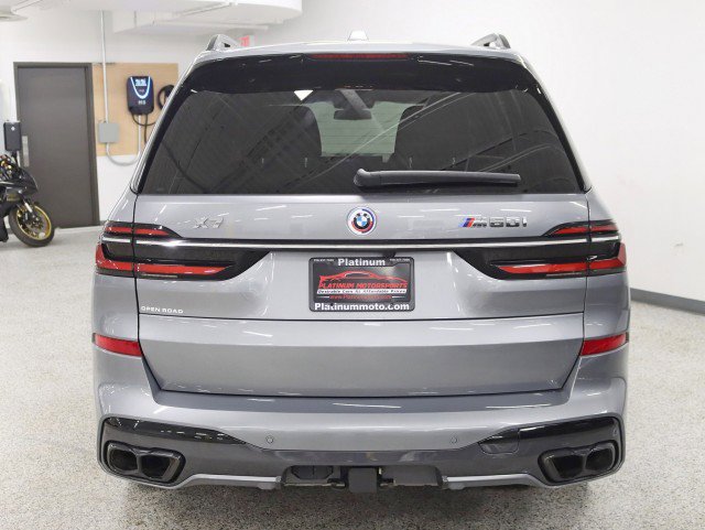 Used 2023 BMW X7 M60i w/ Executive Package image 13
