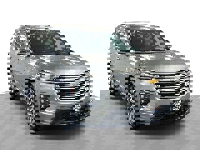 Certified 2023 Chevrolet Traverse Premier w/ LPO, Floor Liner Package image 1