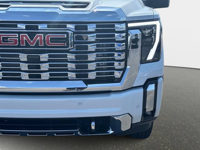 New 2026 GMC Sierra 3500 Denali w/ Denali Reserve Package AWD/4WD image 9