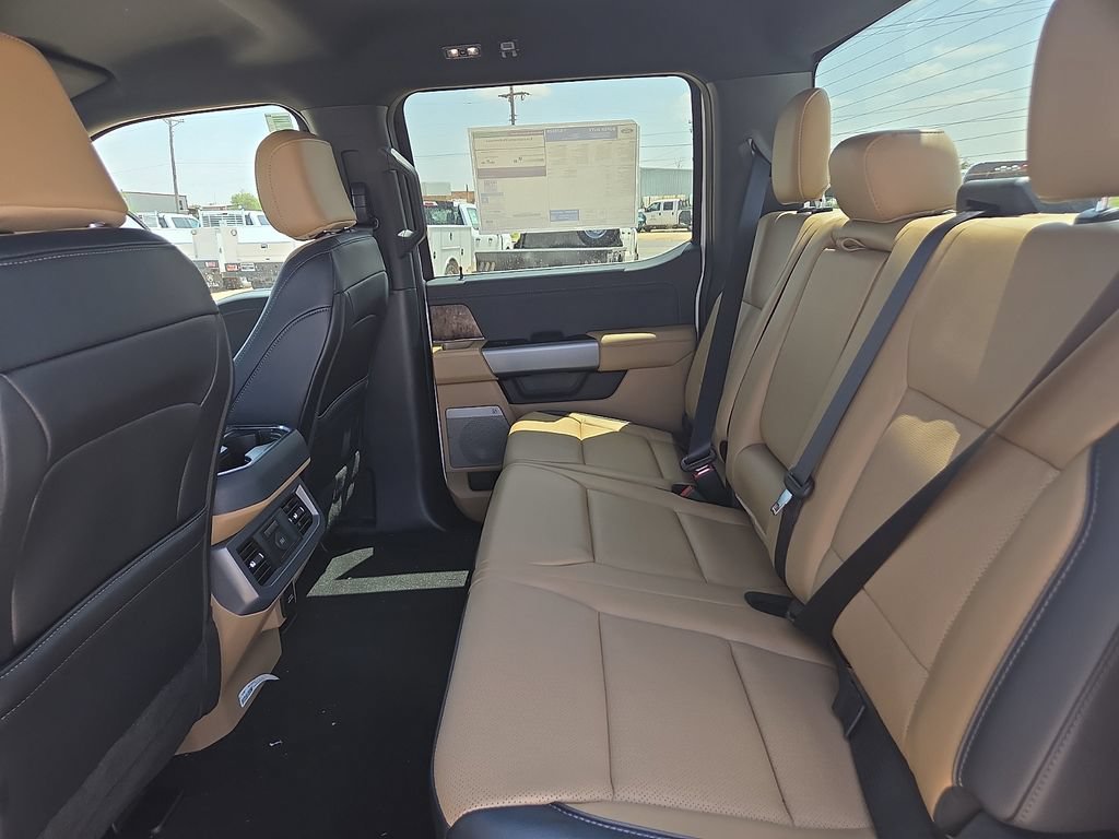 New 2026 Ford F350 Lariat w/ Chrome Package AWD/4WD image 17