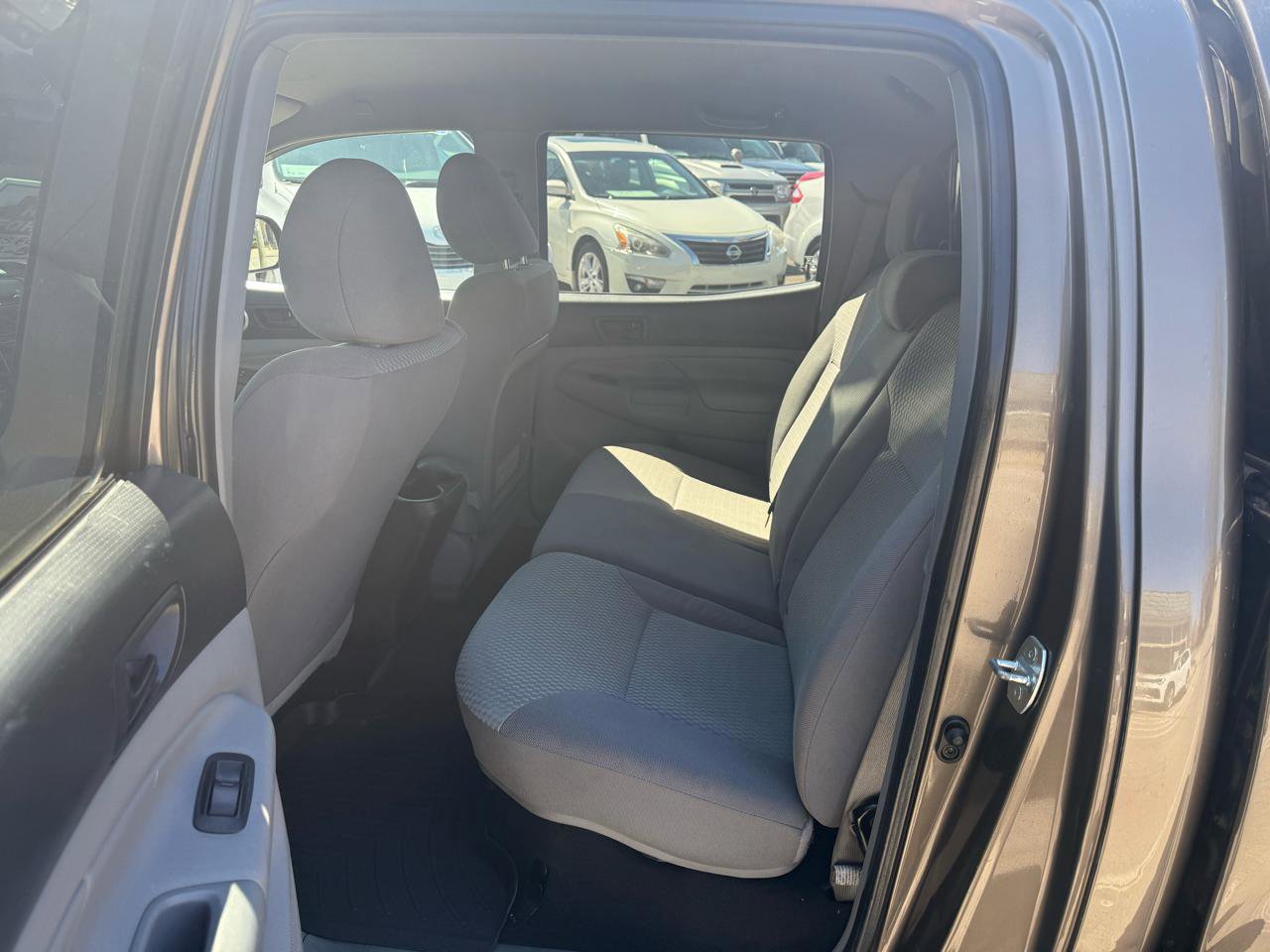 Used 2012 Toyota Tacoma 4x4 Double Cab w/ SR5 Pkg image 20