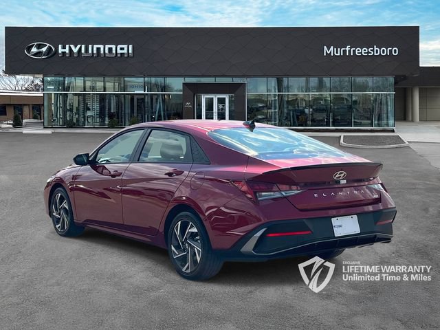 Certified 2025 Hyundai Elantra SEL FWD image 8