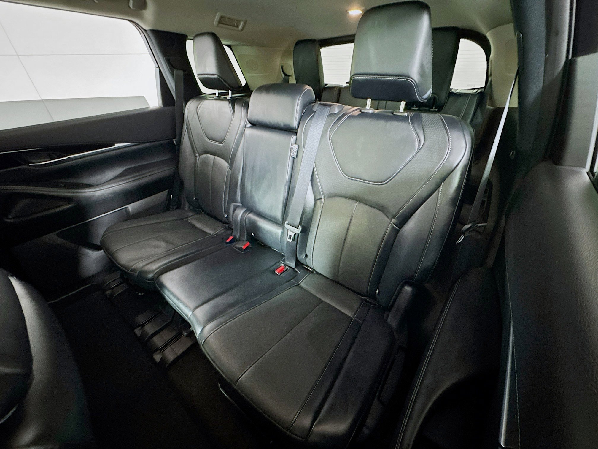 Used 2023 INFINITI QX60 Pure AWD/4WD image 21