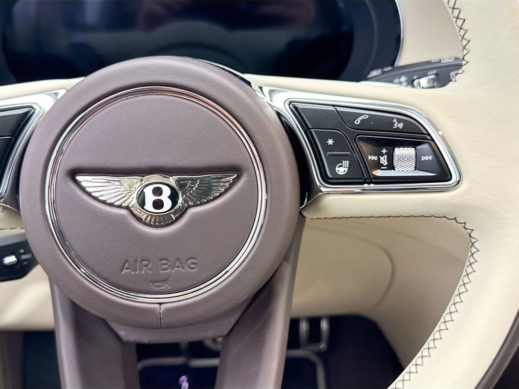 New 2026 Bentley Bentayga AWD/4WD image 12