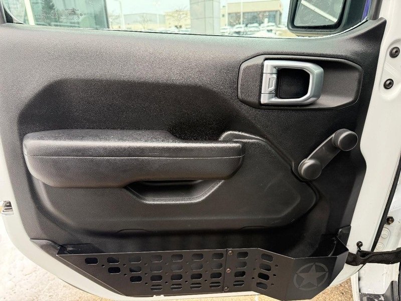 Used 2018 Jeep Wrangler Unlimited Sport image 19