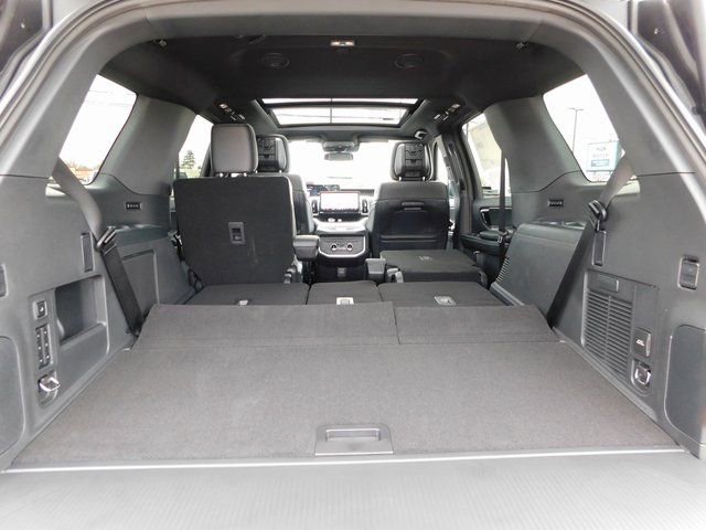 New 2026 Ford Expedition Platinum w/ Stealth Appearance Package image 30