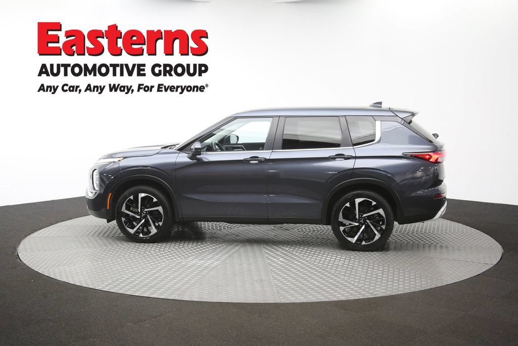 Used 2024 Mitsubishi Outlander SE AWD/4WD image 60