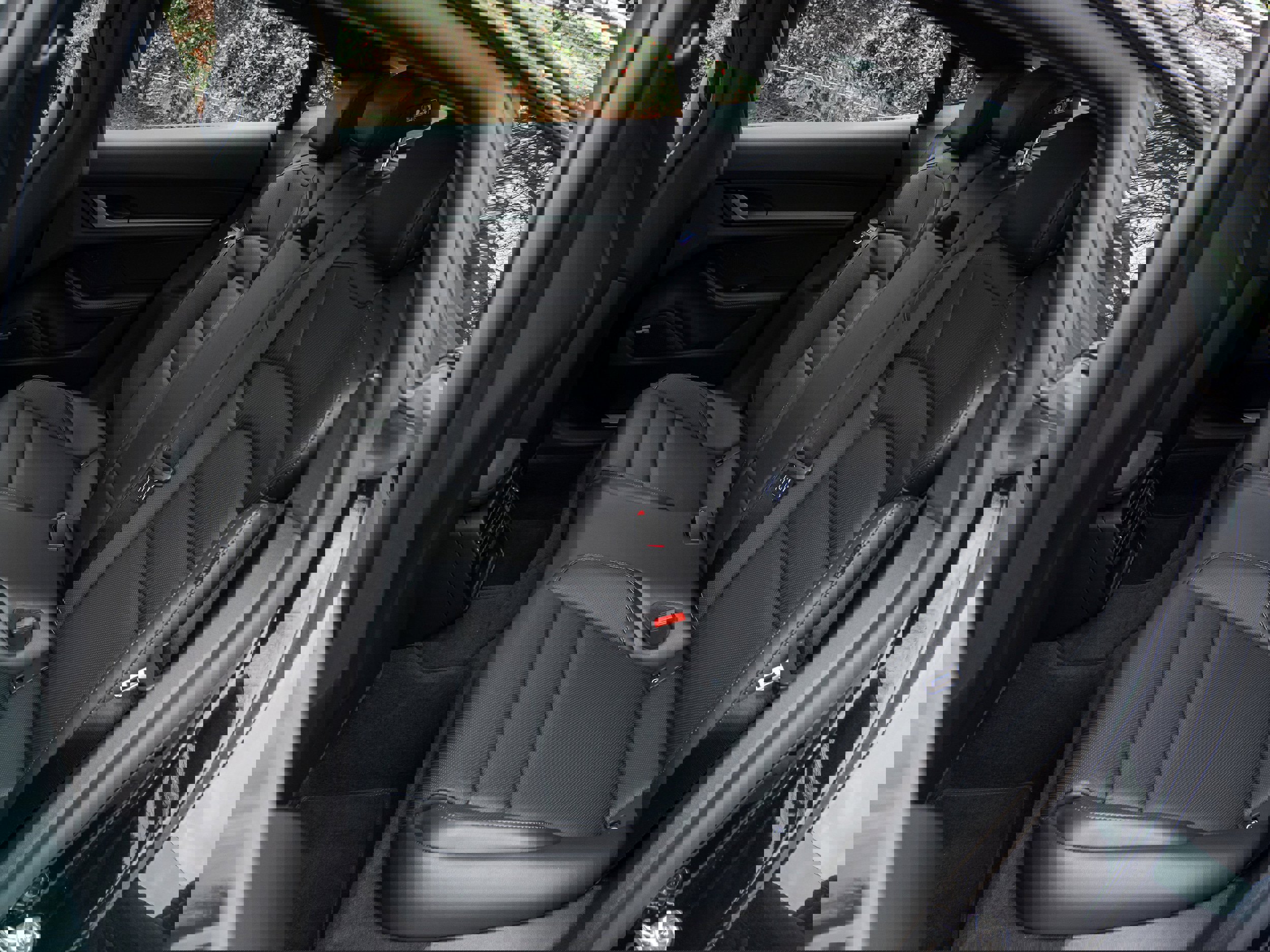 Used 2025 Porsche Taycan 4S image 37