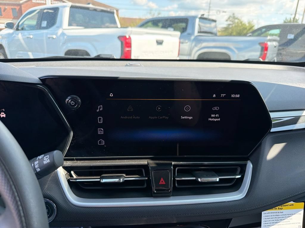 Used 2024 Chevrolet TrailBlazer LT AWD/4WD image 23