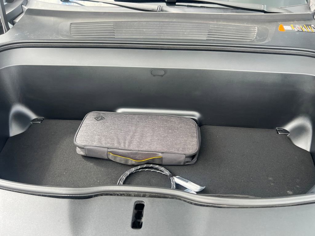 Used 2024 Rivian R1T Adventure image 22