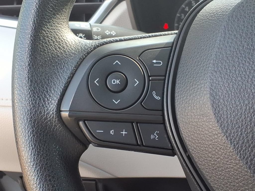 Used 2022 Toyota Corolla Cross L FWD image 24