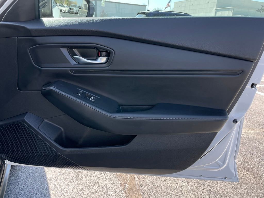 Certified 2025 Honda Accord Sport image 28