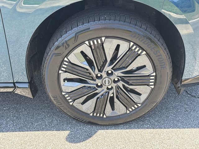 Certified 2025 Nissan Murano Platinum w/ Cargo Package AWD/4WD image 12