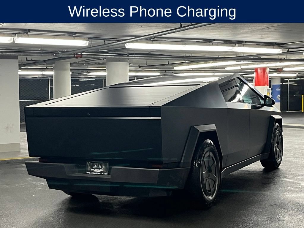 Used 2025 Tesla Cybertruck AWD Crew Cab image 6