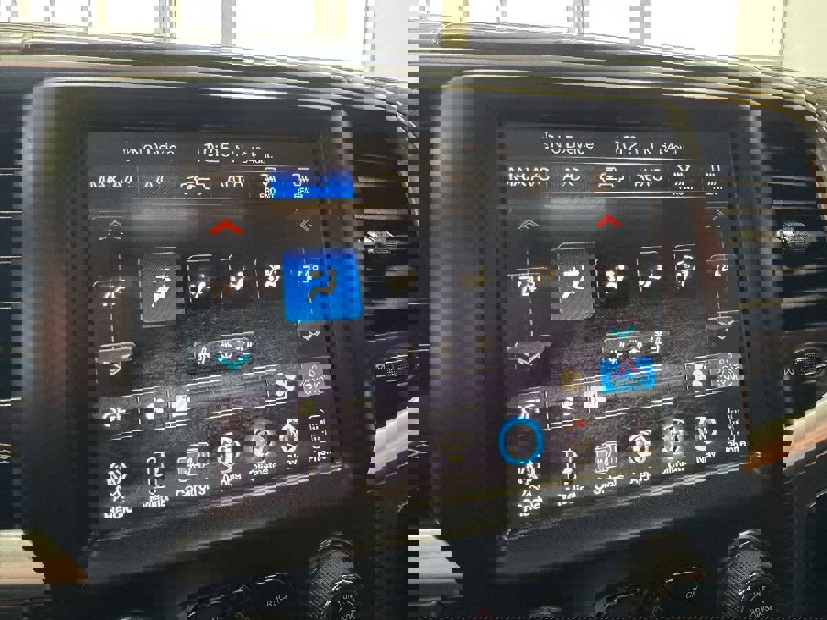 Used 2016 RAM 1500 Limited image 29