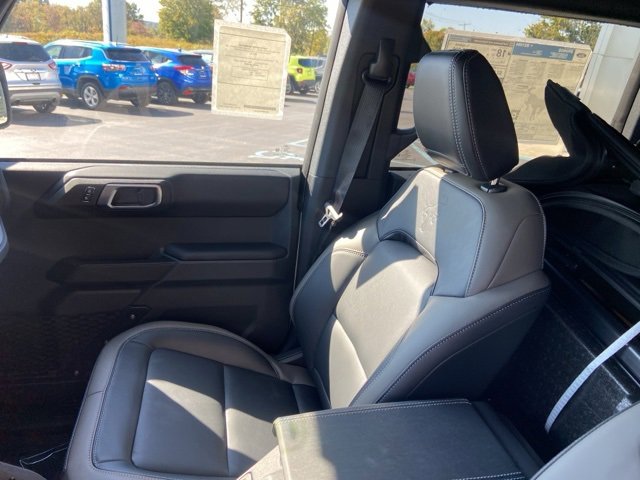 New 2025 Ford Bronco Outer Banks image 32