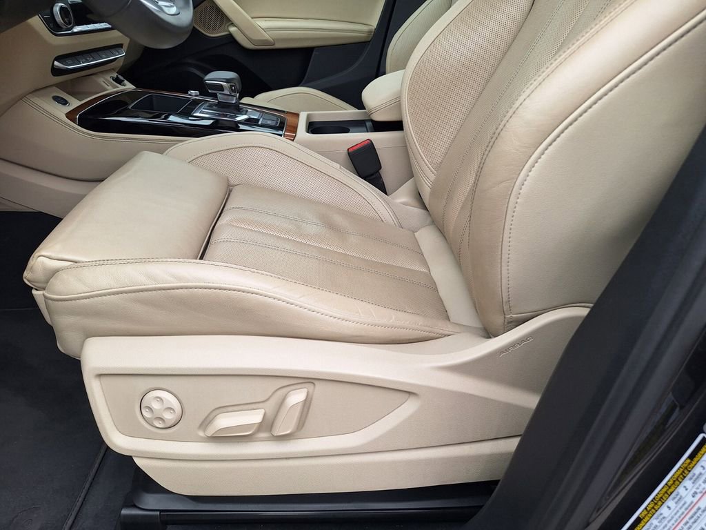 Used 2023 Audi Q5 2.0T Premium Plus AWD/4WD image 27