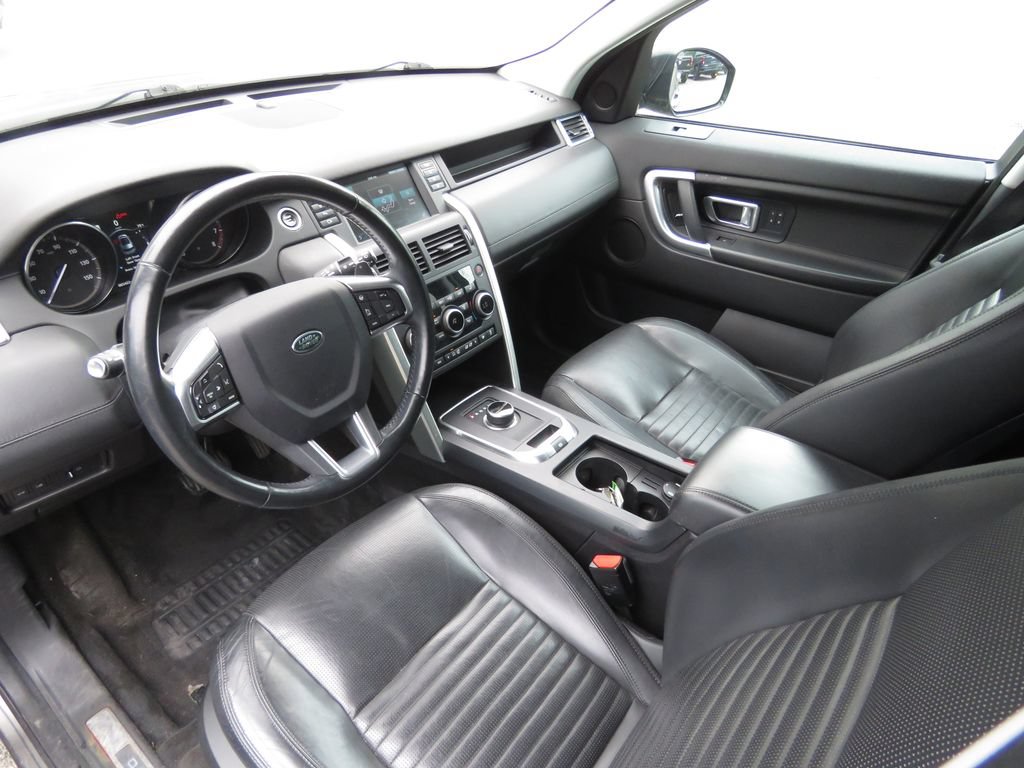 Used 2017 Land Rover Discovery Sport HSE Luxury AWD/4WD image 11