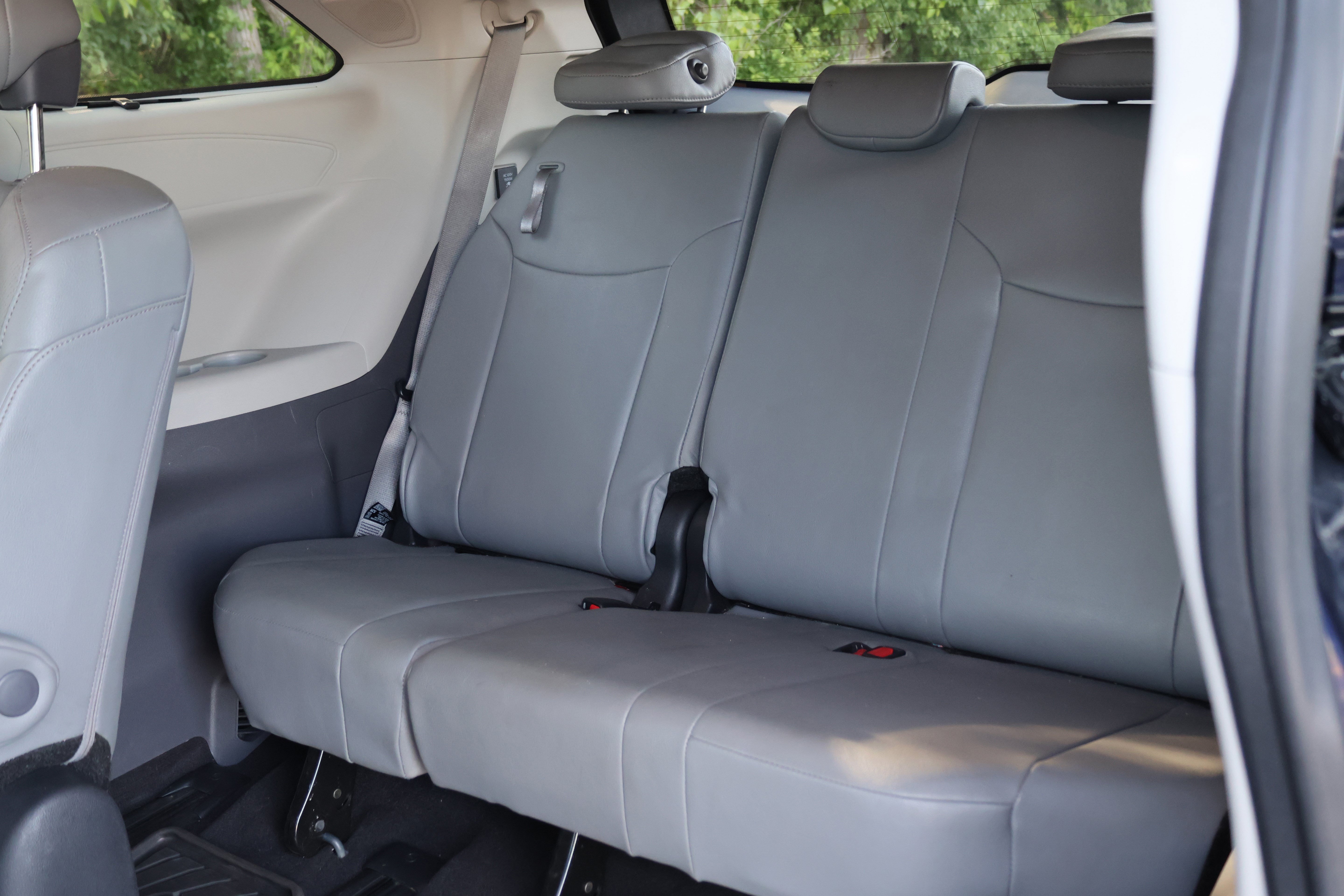 Certified 2023 Toyota Sienna Limited AWD/4WD image 22