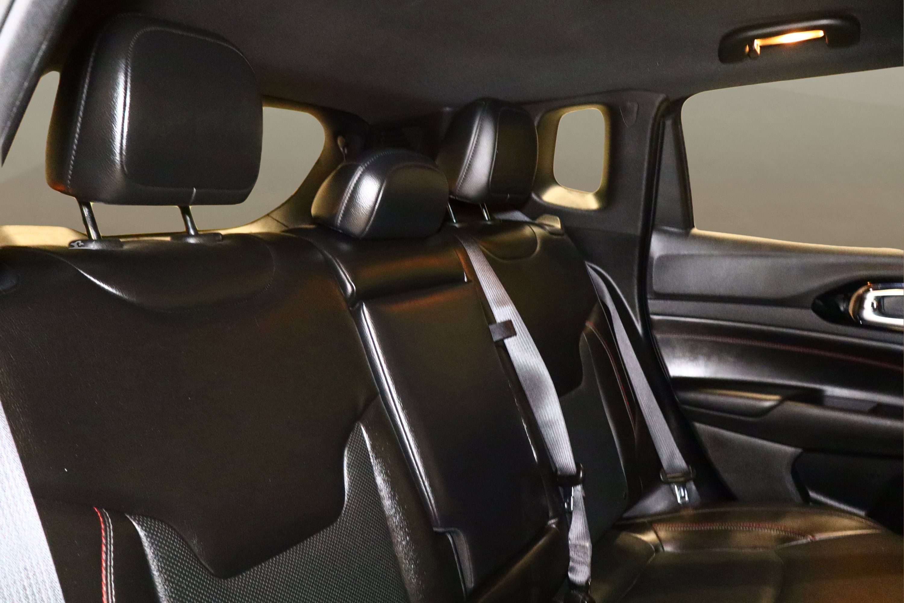 Used 2023 Jeep Compass Trailhawk w/ Trailhawk Elite Group image 18