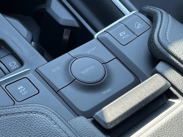 Used 2024 Toyota Grand Highlander Limited image 40