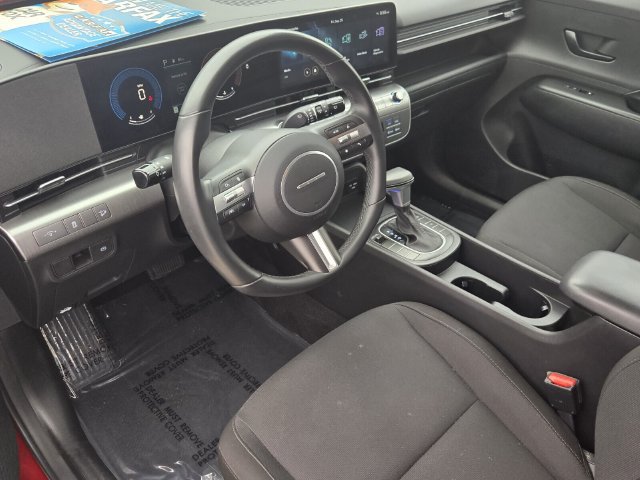 Used 2024 Hyundai Kona SEL FWD image 11