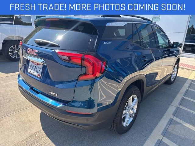 Used 2020 GMC Terrain SLE w/ Driver Convenience Package AWD/4WD image 2