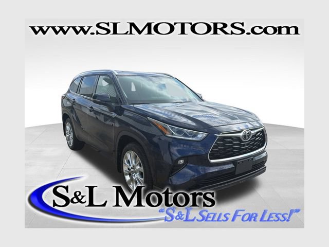Used 2024 Toyota Highlander Limited