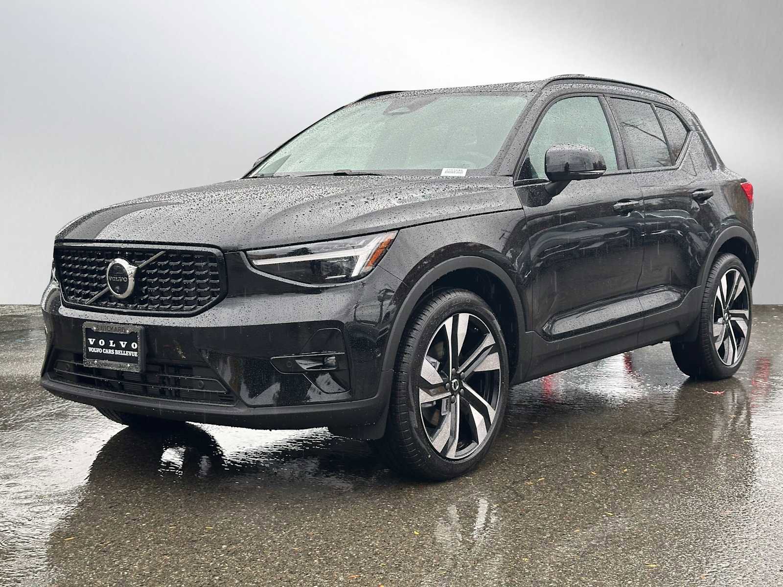 New 2026 Volvo XC40 B5 Plus w/ Climate Package image 15