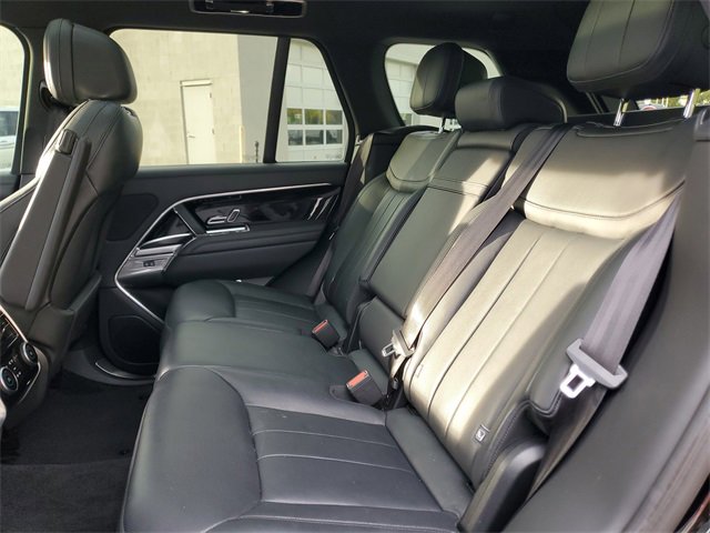 Certified 2023 Land Rover Range Rover SE image 12