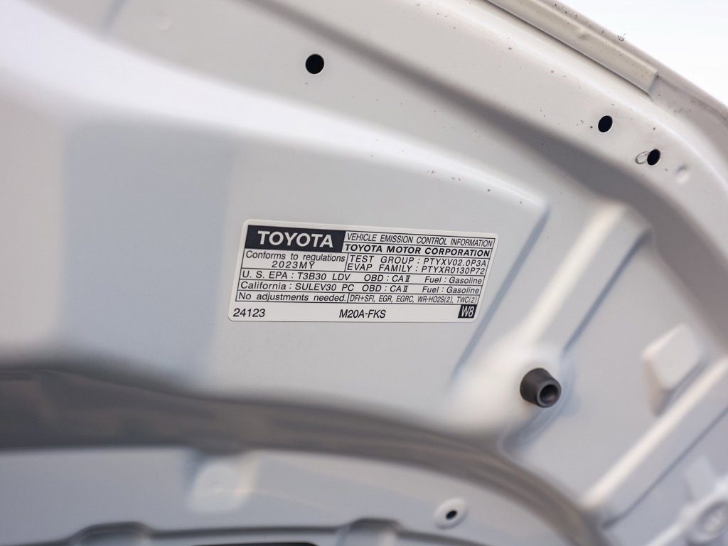 Used 2023 Toyota Corolla SE image 32