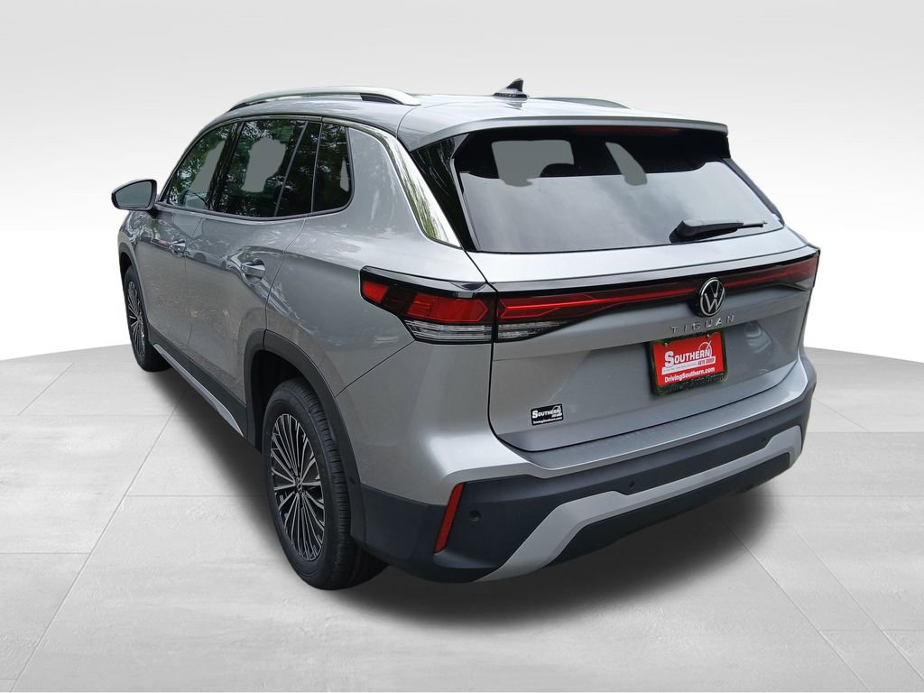 New 2025 Volkswagen Tiguan S image 3