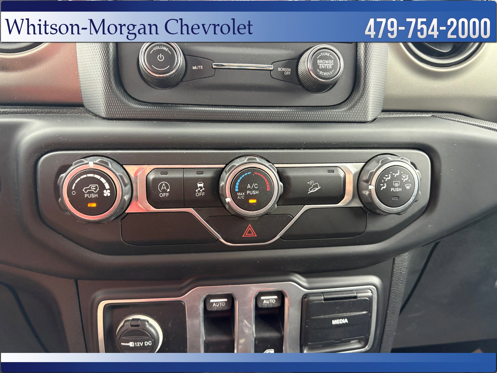 Used 2018 Jeep Wrangler Sport AWD/4WD image 17