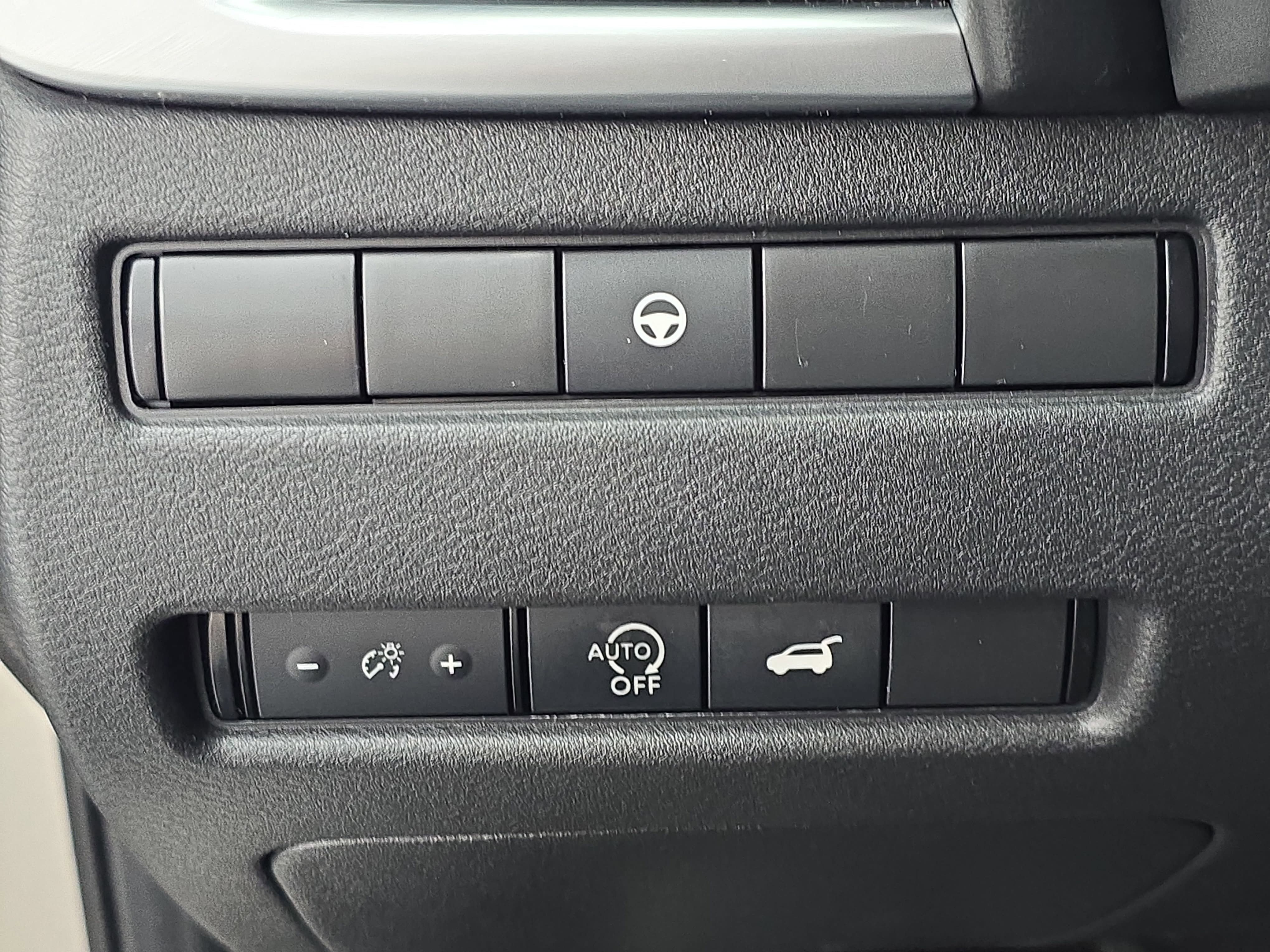 Certified 2023 Nissan Rogue SL image 24