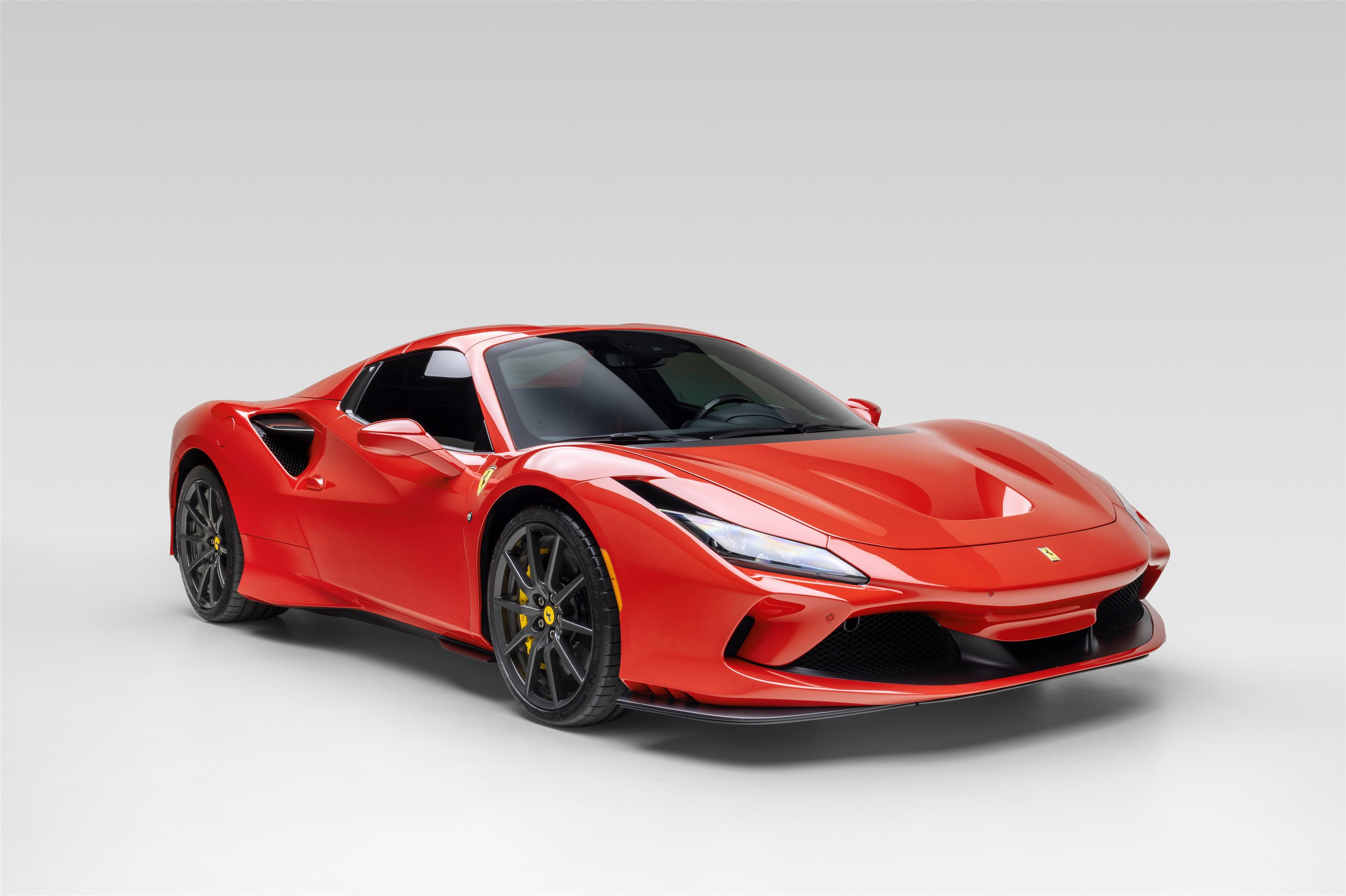 Certified 2022 Ferrari F8 Tributo RWD image 13
